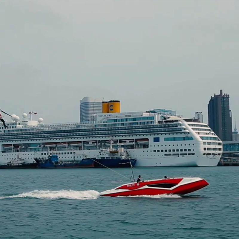 Bot parasailing gentian kaca